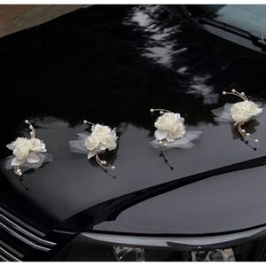 Dekorácia na auto mini kvetinové Bukety